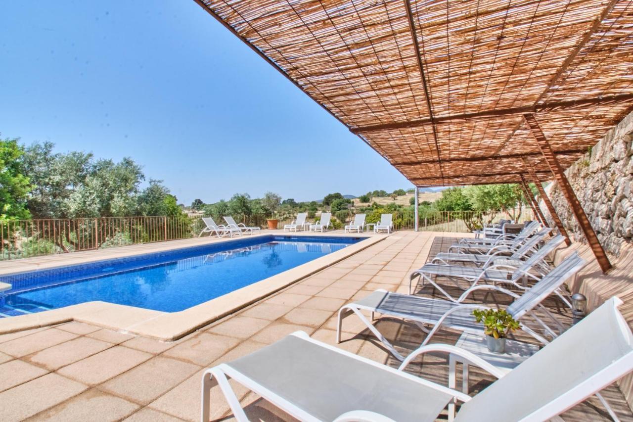 Riera Hotel