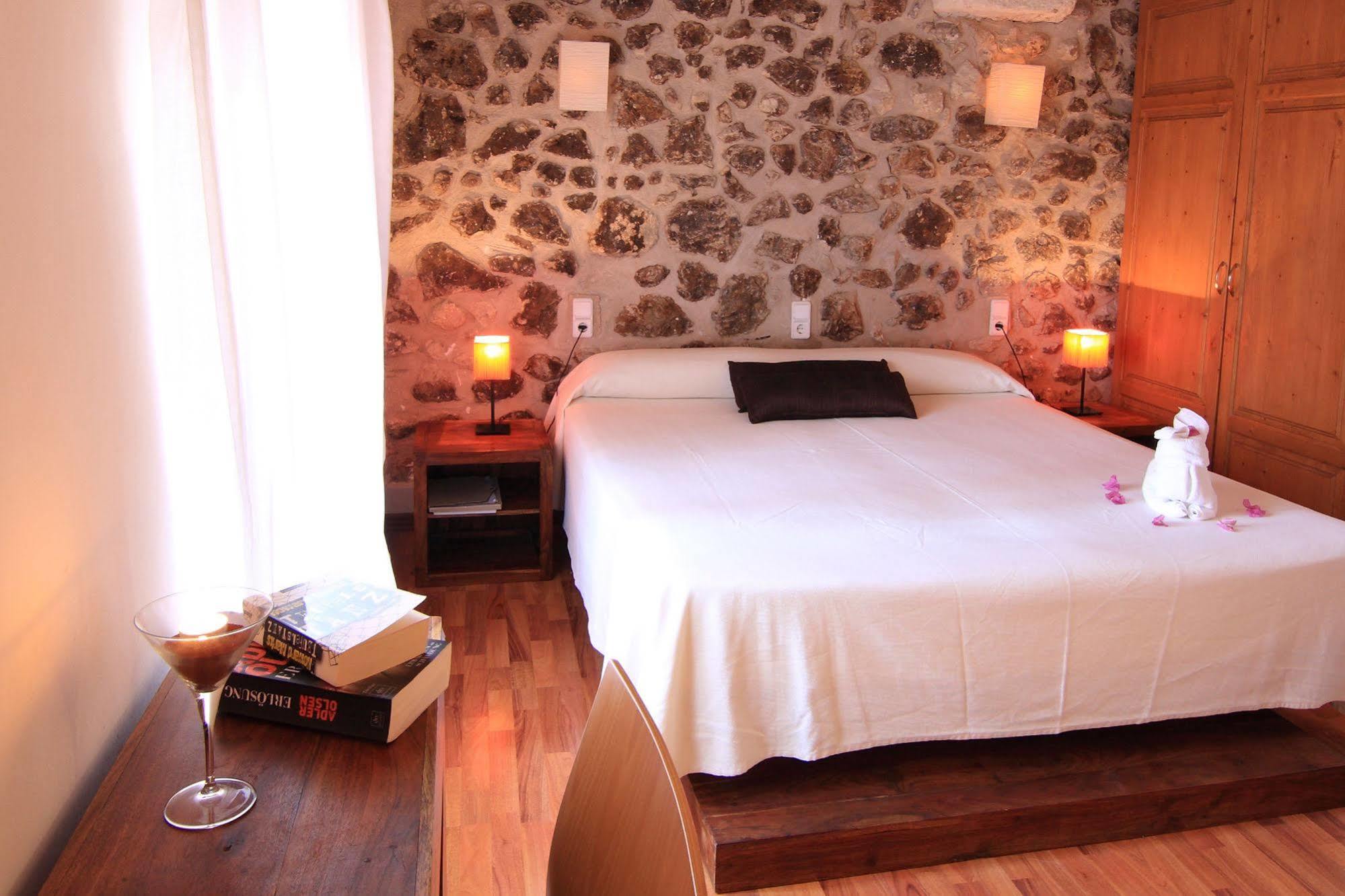 Riera 4*