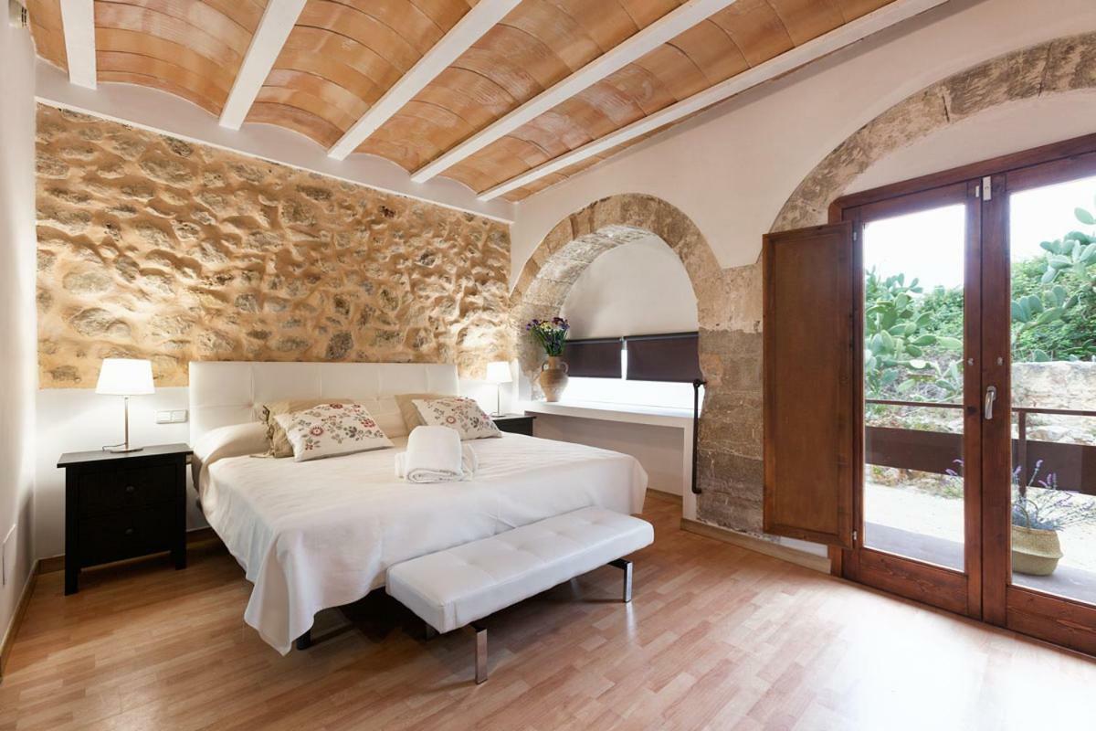 Riera Hotel